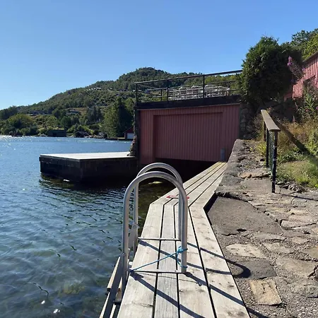 7 Person In Farsund