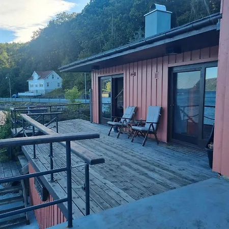 7 Person In Farsund