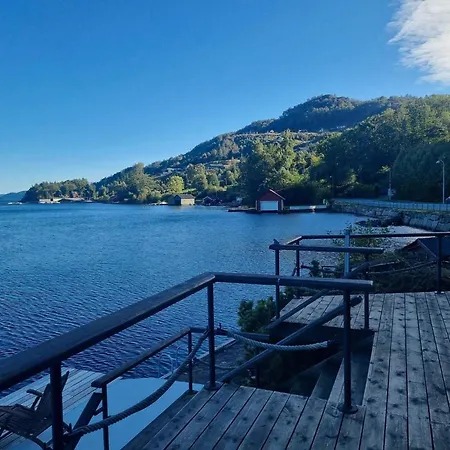 7 Person In Semesterbostad Farsund