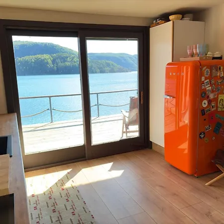 7 Person In * Farsund