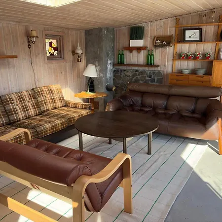 Semesterbostad 7 Person In *